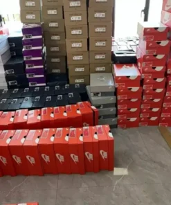sneakers voorraad liquidatie nederland