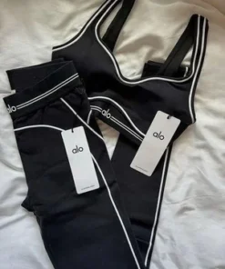 alo yoga kleding groothandel pallets nederland